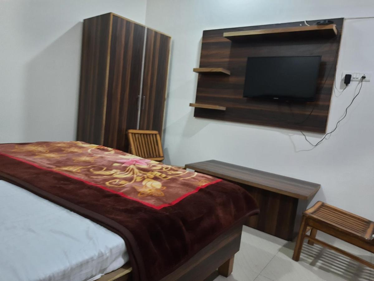 Hotel Amron45 Chandīgarh Buitenkant foto