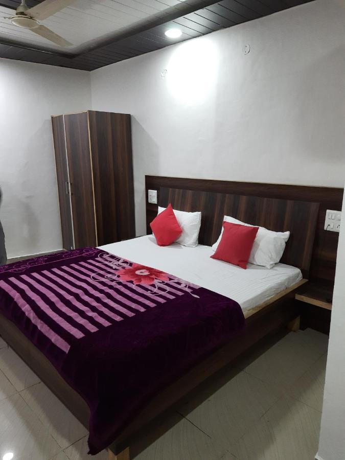 Hotel Amron45 Chandīgarh Buitenkant foto