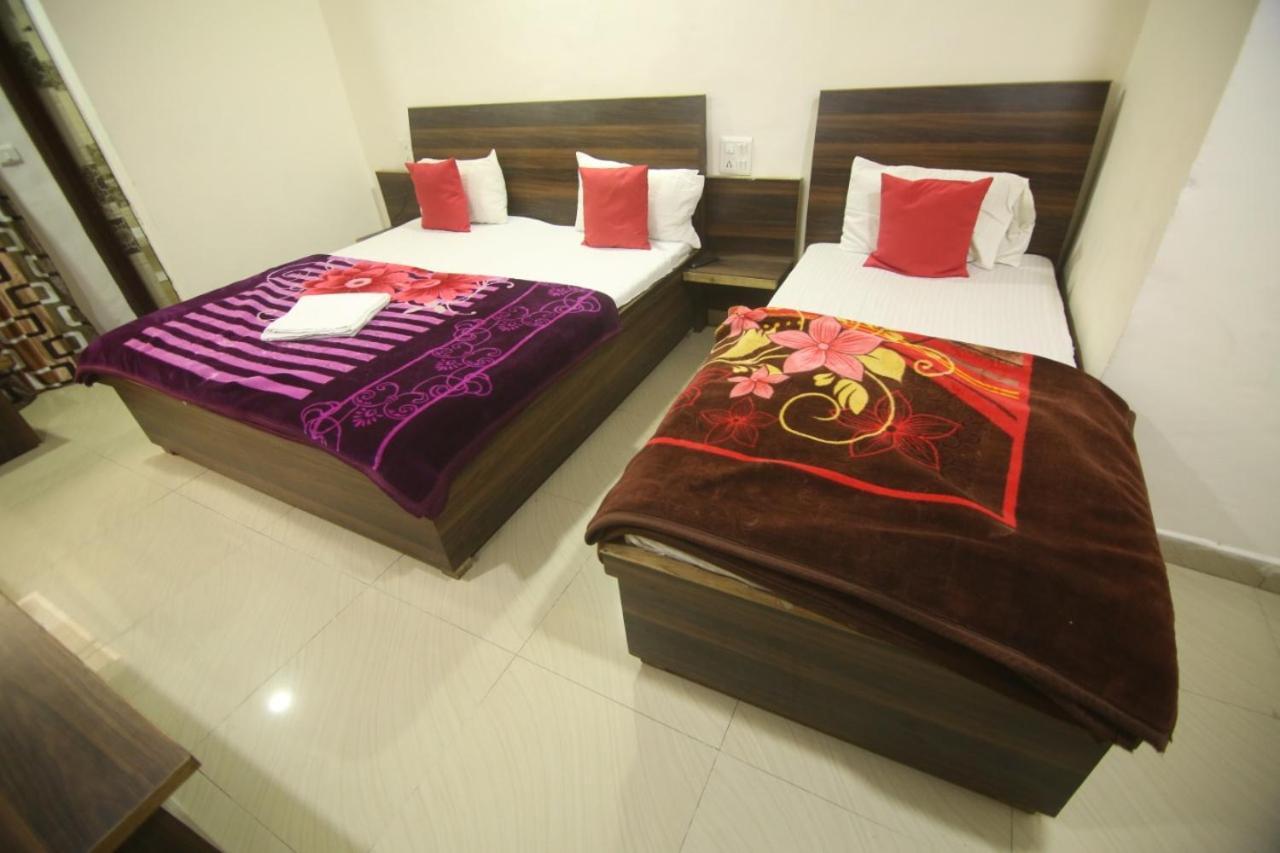 Hotel Amron45 Chandīgarh Buitenkant foto