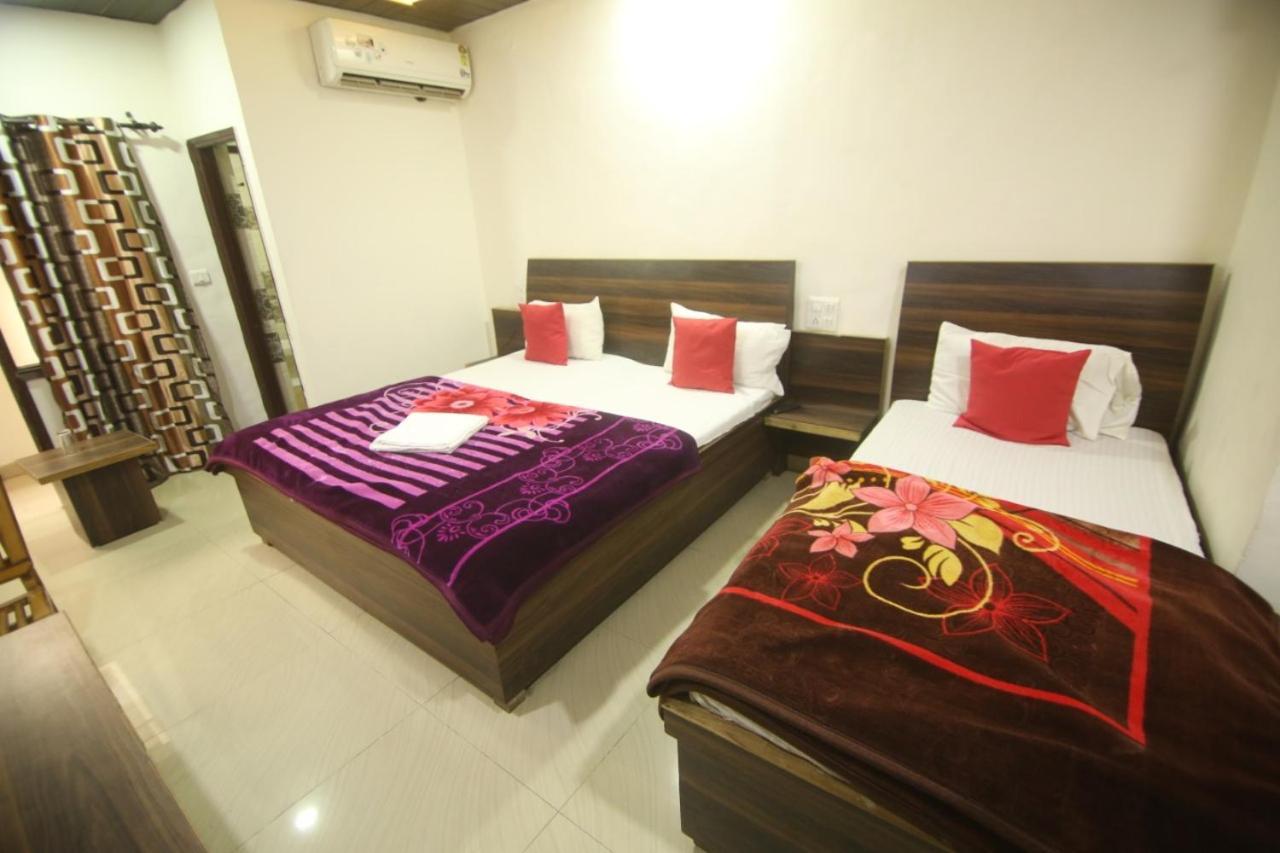 Hotel Amron45 Chandīgarh Buitenkant foto
