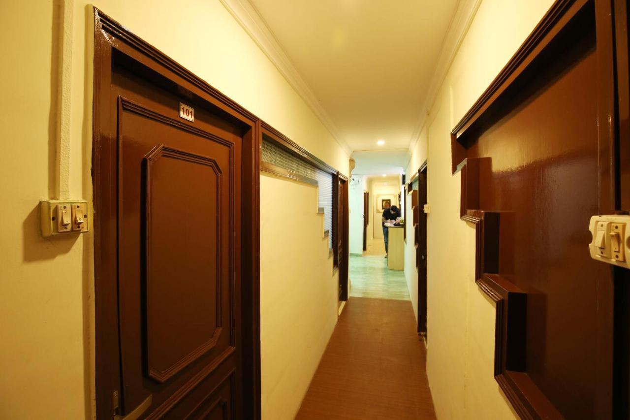 Hotel Amron45 Chandīgarh Buitenkant foto